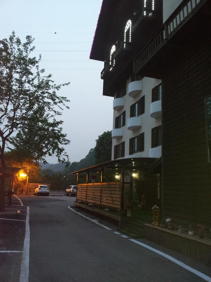 Garden Hotel Uijeongbu Zewnętrze zdjęcie